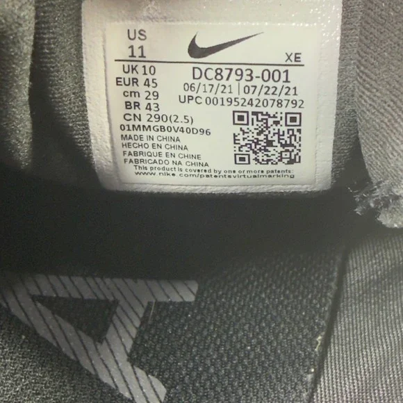 Nike Pegasus Trail 3 GTX Mens Size 11 Running Shoes Black Dark Smoke DC8793-001 - Picture 12 of 12